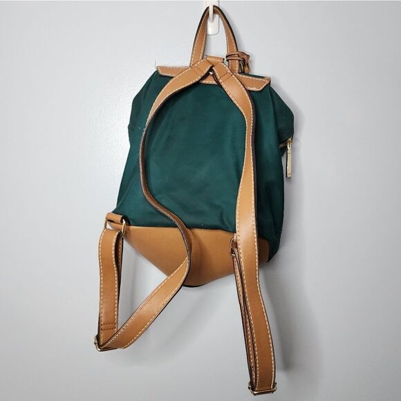 Tommy Hilfiger Julia Designer Green Nylon Small Drawstring Backpack Purse main image 4
